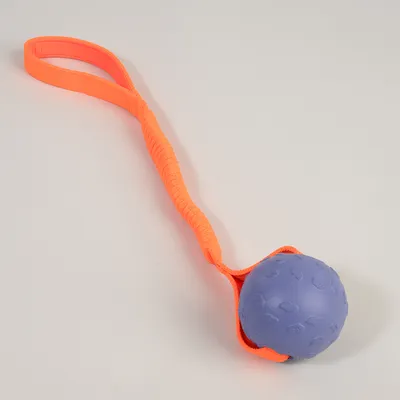 Nomad Tales Spirit Spielball mit Gummizug - ca. Ø 8 x L 55 cm