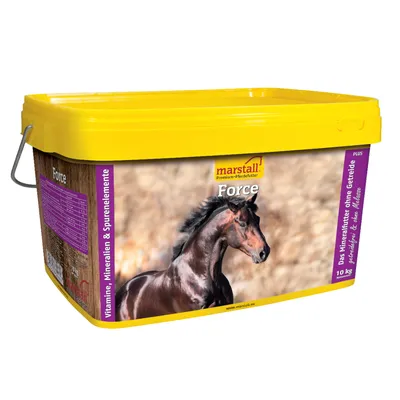 Seau de 10 kg Marstall Force, vitamines, minéraux et oligo-éléments pour chevaux, texte en allemand sur l’emballage, photo d’un cheval sur le devant.