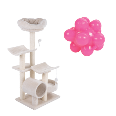 Arbre à chat en tissu beige avec jouet suspendu, quatre balles pour chat colorées (orange, jaune, rose, bleu) et symbole de réduction en pourcentage sur fond rouge.
