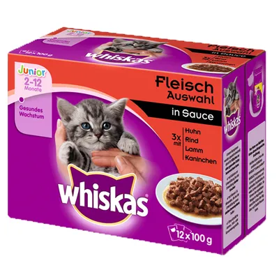 Embalagem Whiskas Junior 2–12 Monate, Fleisch Auswahl in Sauce, 12 x 100 g. Inclui frango, vaca, cordeiro, coelho. Imagem de gatinho e prato com comida húmida. Embalagem Whiskas Junior 2–12 Monate, Fleisch Auswahl in Sauce, 12 x 100 g. Inclui frango, vaca, cordeiro, coelho. Imagem de gatinho e prato com comida húmida.