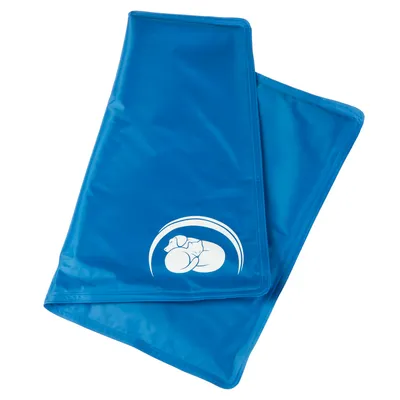 Blue cooling mat with a white outline of a curled-up animal printed on one corner, shown unfolded to display its size and surface. Blue cooling mat with a white outline of a curled-up animal printed on one corner, shown unfolded to display its size and surface.