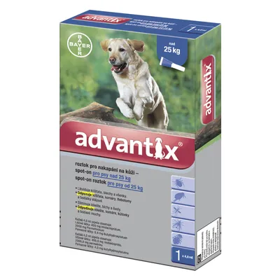 Balení Advantix roztok pro nakapání na kůži pro psy nad 25 kg, 1×4,0 ml. Viditelný text: odpuzuje a eliminuje klíšťata, blechy, komáry, bodavé mouchy. Značka Bayer.