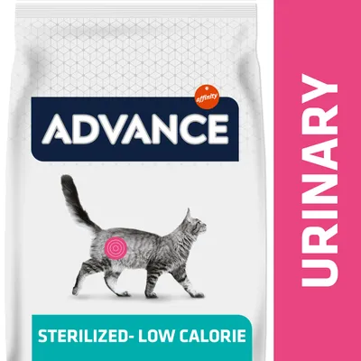 Advance affinity, URINARY, STERILIZED-LOW CALORIE. Опаковка с изображение на котка и розова мишена върху корема.