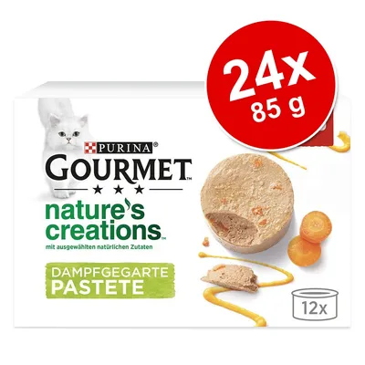 Purina Gourmet nature's creations DAMPFGEGARTE PASTETE, 24x85g. Εικόνα πατέ με καρότα και κονσέρβα, γάτα αριστερά στη συσκευασία. Κείμενο στα γερμανικά.