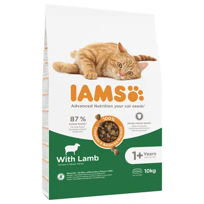 Confezione IAMS With Lamb per gatti adulti 1+ anni, 10 kg, 87% proteine animali, senza grano, testo in inglese: 'Advanced Nutrition your cat needs', '100% Complete & Balanced Nutrition'.