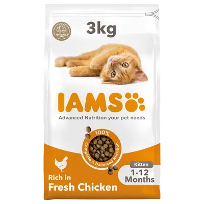 3kg bag labelled for kittens aged 1-12 months, rich in fresh chicken, 100% complete and balanced nutrition, recyclable bag, advanced nutrition your pet needs.