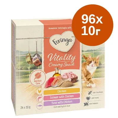 Feringa Vitality Creamy Snack за котки, Hairball Care, 96×10 г. Варианти: Chicken, Salmon with Chicken, Tuna with Chicken. С таурин и пребиотици. Изображение на котка.