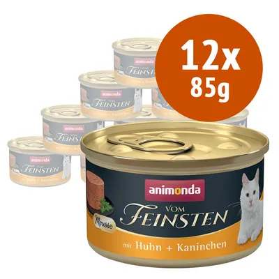 12 lattine da 85 g di animonda Vom Feinsten Mousse con Huhn + Kaninchen, immagine della confezione con gatto bianco e scritte visibili sul fronte.