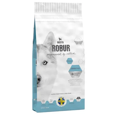 Опаковка Bozita Robur, 77% animal protein, reindeer, sensitive, grain free, super functional dog food, made in Sweden, adult dog. Видим е образ на куче.