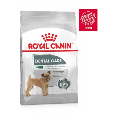 Royal Canin Dental Care Mini hondenvoer, tekst: reduces tartar formation, bewezen resultaat: tot 69% minder tandsteen. Gekozen product van het jaar 2020.