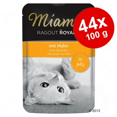 Miamor Ragout Royale mit Huhn, In Jelly, 44x100 g. Text på tyska: Zarte Stückchen, ohne Zusatz von Rind. Bild på katt på förpackningen. Miamor Ragout Royale mit Huhn, In Jelly, 44x100 g. Text på tyska: Zarte Stückchen, ohne Zusatz von Rind. Bild på katt på förpackningen.