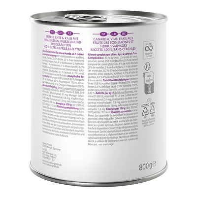 Dose mit der Aufschrift: Frische Ente & Kalb mit Waldbeeren, Wurzeln und Wildkräutern. 100% getreidefreie Rezeptur. Alleinfuttermittel für ältere Hunde ab 7 Jahren. Nettogewicht: 800g.