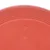 Rød frisbee af plast med præget benmotiv i midten og rillet kant.