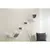 Set di mobili tiragraffi da parete con diverse superfici in sisal e una zona letto imbottita. Parete beige, design moderno, adatto all’uso verticale.