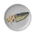 Grå tallrik med en bit makrill och små fiskbitar, lämplig för att visa ingredienser eller foderinnehåll.