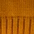 Nahaufnahme von grob gestricktem, senfgelbem Wollstoff mit Rippenmuster.