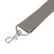 Guinzaglio grigio in tessuto con moschettone metallico argentato, dettaglio della parte terminale e del gancio di fissaggio.
