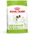 Royal Canin x-small adult koiranruoka, koko XS (enintään 4 kg), aikuisille koirille yli 10 kk. Pakkauksessa kuva pienestä koirasta ja tekstit: Healthy immune system, Optimal health support.