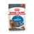 Royal Canin Care Light Weight kissan märkäruoka, 85 g annospussi. Pakkauksessa oranssi kissa ja teksti: proven results over 90 % achieved a healthier weight in 8 weeks.