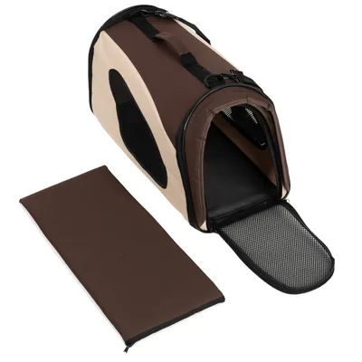 Sac de transport pour animaux en tissu marron et beige, poignée sur le dessus, porte avant en maille ouverte, coussin amovible à côté.