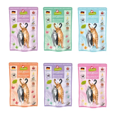 Kuusi GranataPet DeliCatessen -kissanruokapussia: lammas & kalkkuna, riista & tonnikala, lohi & kalkkuna, vasikka & kaniini, ankka & siipikarja, lohi & merenelävät. Pussit ja makuvaihtoehdot näkyvissä. Kuusi GranataPet DeliCatessen -kissanruokapussia: lammas & kalkkuna, riista & tonnikala, lohi & kalkkuna, vasikka & kaniini, ankka & siipikarja, lohi & merenelävät. Pussit ja makuvaihtoehdot näkyvissä.