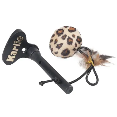 Karlie Spielzeug mit Leopardenmuster-Ball, Federn und schwarzem Griff.