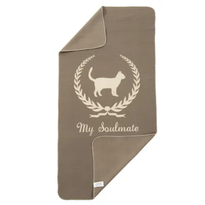 Decke mit Katzenmotiv, Lorbeerkranz und dem Schriftzug 'My Soulmate'