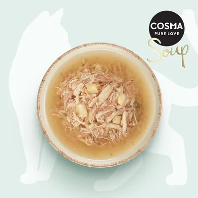 Cosma Soup, möra bitar i buljong, serverad i en skål. Varumärke och produktnamn synliga.