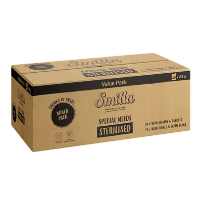 Smilla Special Needs Sterilised Value Pack, 48 x 85g. Miješano pakiranje: 24x s lososom i mrkvom, 24x s puretinom i zelenim grahom. Komadići u umaku. Sadrži taurin, uravnotežen hranjivi sastav.