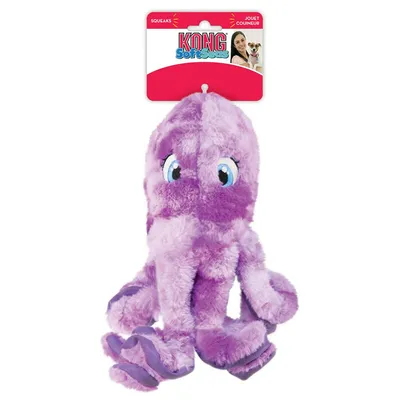 KONG SoftSeas pehmolelu, violetti, mustekaladesign, vinkutoiminto. Pakkauksessa KONG-logo ja koirakuva.