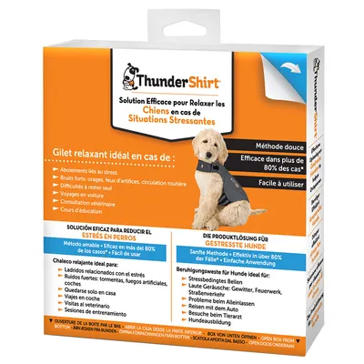 ThunderShirt calming vest for stressed dogs. Gentle method, effective in over 80% of cases. Ideal for stress barking, loud noises, being left alone, car rides and vet visits.
