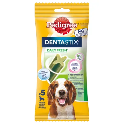 Pedigree Dentastix Daily Fresh за средни кучета 10-25 кг, 5 броя. Без добавена захар, троен ефект за зъбна грижа.