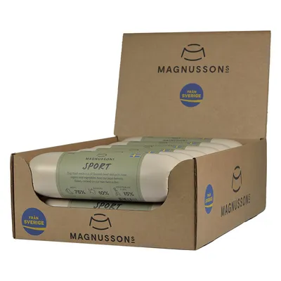 Magnusson Sport Hundefutter aus schwedischem Rind- und Schweinefleisch, Innereien und Gemüse. Langsam gekocht auf eigener Farm in Schweden. Verpackung mit 'Från Sverige'-Label.