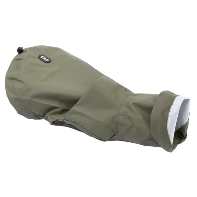 Olivegrüner Hundemantel mit wasserabweisendem Material und verstellbarem Verschluss. Sichtbares Logo: REX.