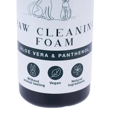Paw Cleaning Foam mit Aloe Vera und Panthenol. Ohne Tierversuche, vegan, natürliche Zutaten.