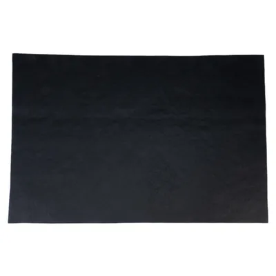 Schwarze rechteckige Matte, glatte Oberfläche.