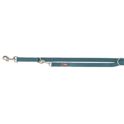 Laisse en nylon bleu avec deux mousquetons métalliques et anneau, étiquette visible avec la marque Trixie.