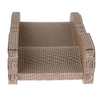 Krabmeubel van golfkarton met twee niveaus en zijarmleuningen, geschikt om te krabben en liggen.