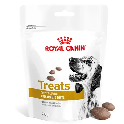Royal Canin Treats, compatible with urinary S/O diets, teneur en minéraux optimisée, 230 g. Sachet avec photo de chien et friandises visibles.
