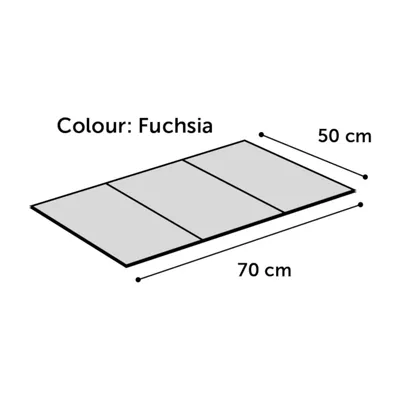Descripción del producto: alfombrilla color fucsia, medidas 70 cm x 50 cm.