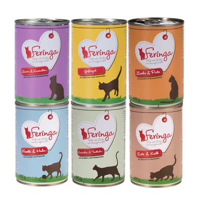 Feringa macskaeledel 6 x 400 g: Lamm & Kranbeere, Geflügel, Lachs & Pute, Forelle & Huhn, Kaninchen & Truthahn, Ente & Kalb. Látható ízek és márkanév a dobozokon.