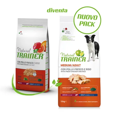Dva pytle Natural Trainer s textem 'CON POLLO FRESCO E RISO', jeden s označením MEDIUM/ADULT, 12 kg. Viditelný nápis 'NUOVO PACK' a obrázek psa na pravém balení.
