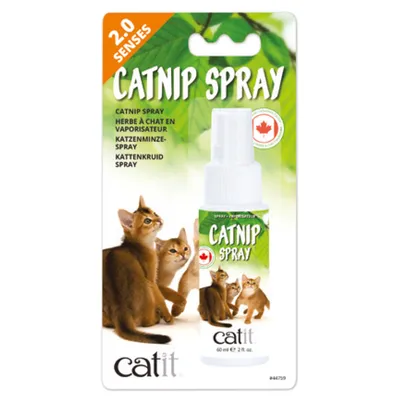 Catit Catnip Spray 60 ml, herbe à chat en vaporisateur, texte multilingue sur l’emballage, image de trois chats, logo feuille d’érable rouge.