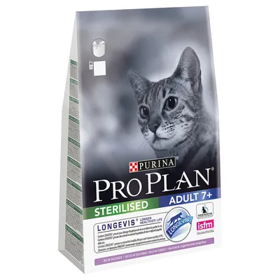 Опаковка Purina Pro Plan Sterilised Adult 7+ за котки, с изображение на котка и текст: Longevis, ISFM, богато съдържание на пуйка.