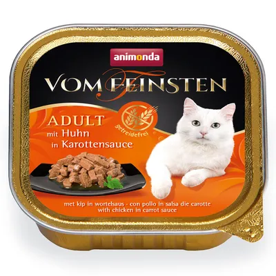 Adult food with chicken in carrot sauce, grain-free, shown with product pieces and a white cat. Text includes 'with chicken in carrot sauce' in multiple languages.