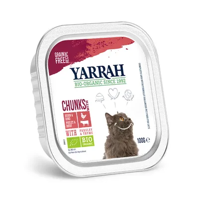 Yarrah Bio-Organic Since 1992 kattenvoer, grain free recipe, chunks with kip & rund, peterselie & tijm, bio organic, 100g. Kat afgebeeld op verpakking.