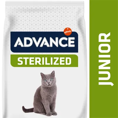 Confezione Advance Sterilized Junior affinity, immagine di un gatto grigio. Testo visibile: ADVANCE, STERILIZED, JUNIOR, affinity.