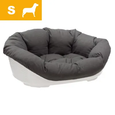 Hundeseng med hvid plastbund og mørkegrå, blød pude. Orange felt med hvidt S og hundesilhuet øverst til venstre angiver størrelse small.