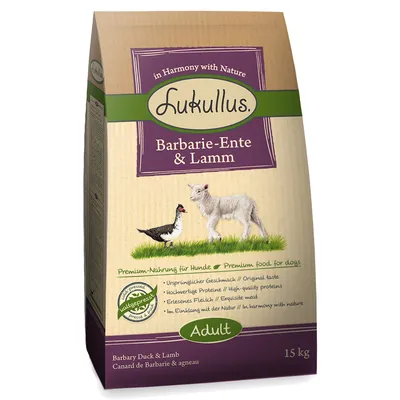 Lukullus Barbarie-Ente & Lamm Adult koiranruoka, 15 kg. Pakkauksessa ankka ja lammas, tekstiä saksaksi ja englanniksi: Premium food for dogs, high-quality proteins, cold-pressed.