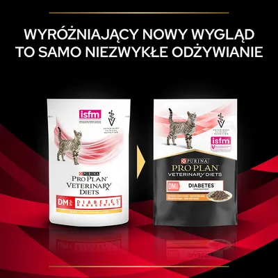 Dwa opakowania Purina Pro Plan Veterinary Diets DM Diabetes Management dla kotów, stare białe i nowe czarne. Widoczny tekst: „Wyróżniający nowy wygląd, to samo niezwykłe odżywianie”.